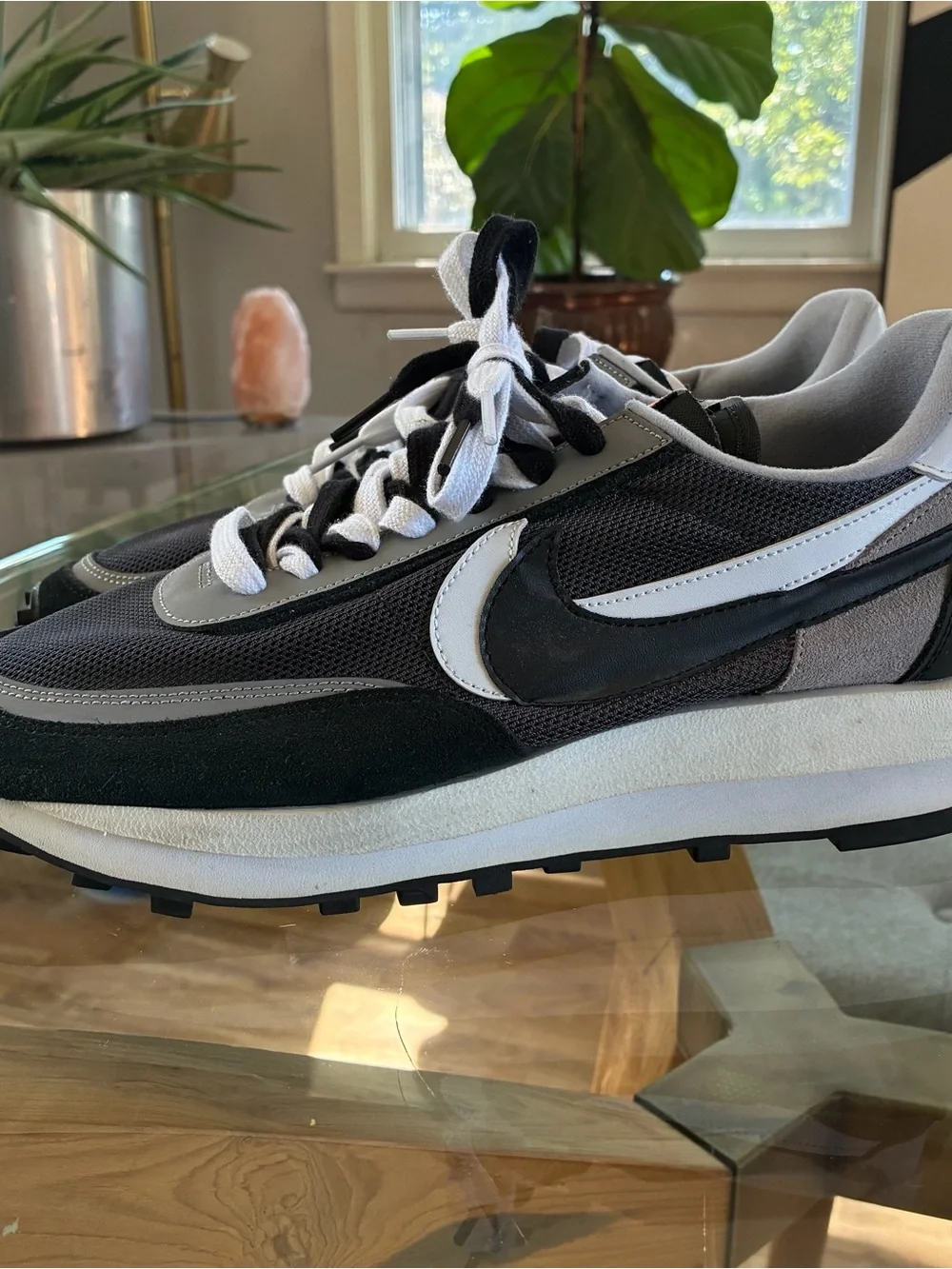 Nike Black and Gray Low-Top Sneakers Men’s Sz 10.5